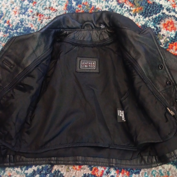 Real black leather toddler size jacket - Picture 3 of 6